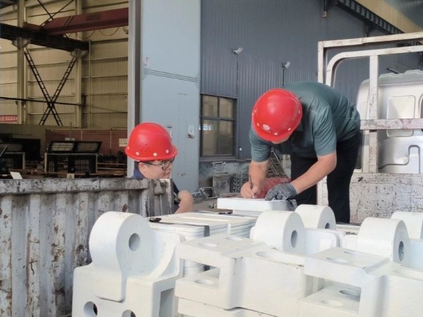 從源頭到成品，為刮板機(jī)配件品質(zhì)“保駕護(hù)航”